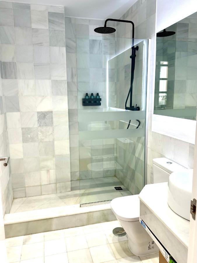 Bakari Centro Appartement Málaga Buitenkant foto
